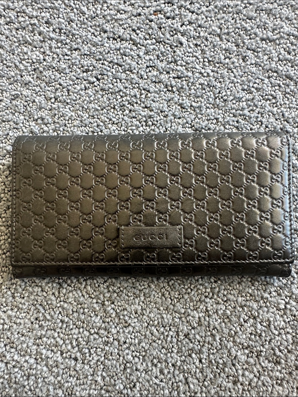 Gucci Black GG Signature Trifold Wallet